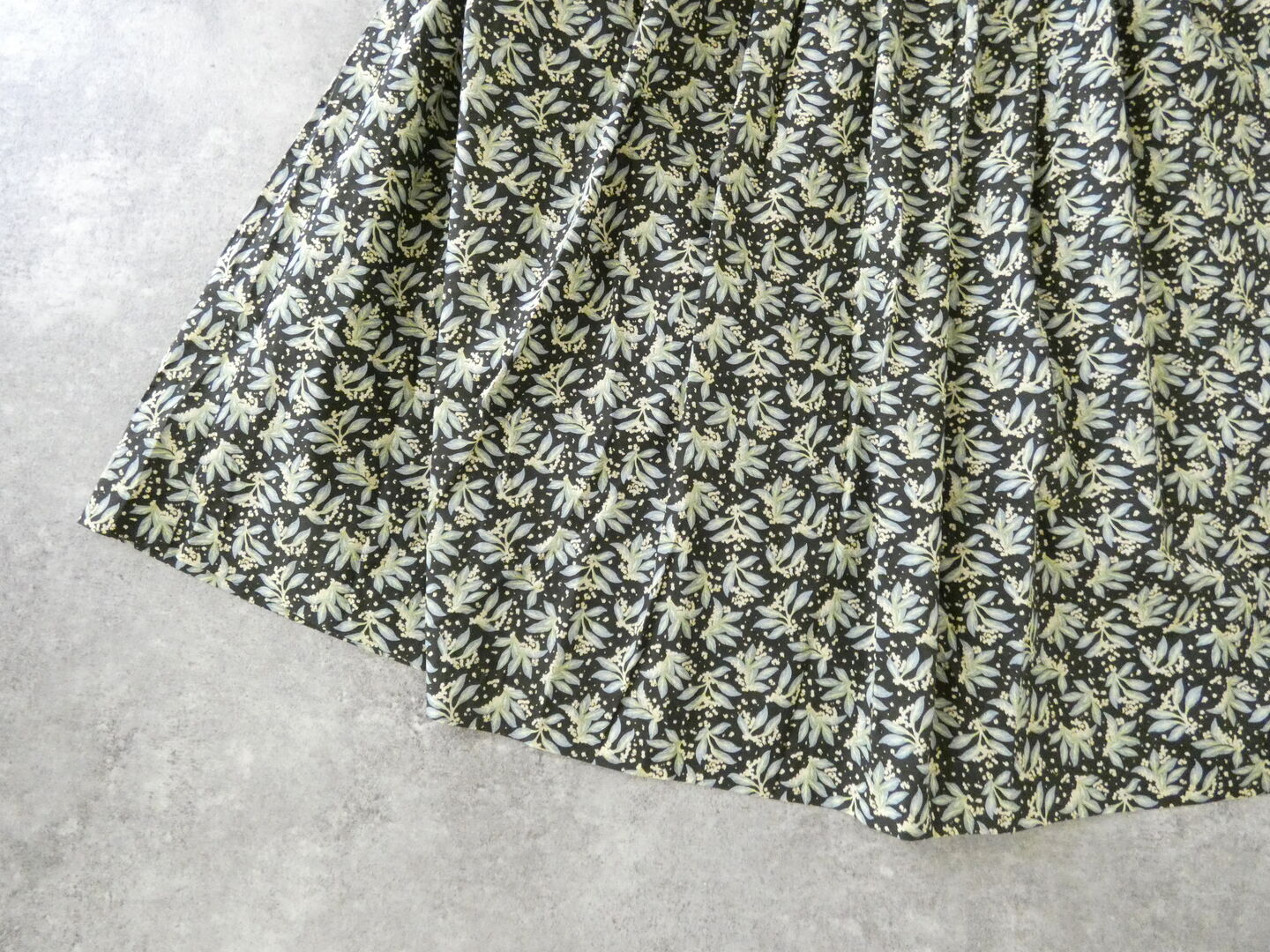 sosotto(ソソット) LIBERTYタナローンタックギャザースカートの商品画像22