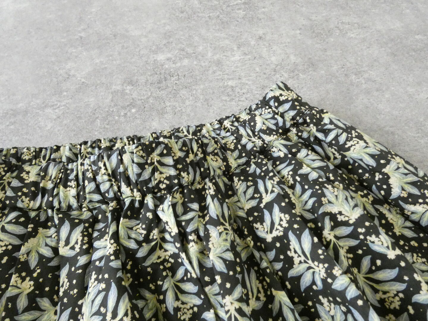 sosotto(ソソット) LIBERTYタナローンタックギャザースカートの商品画像25