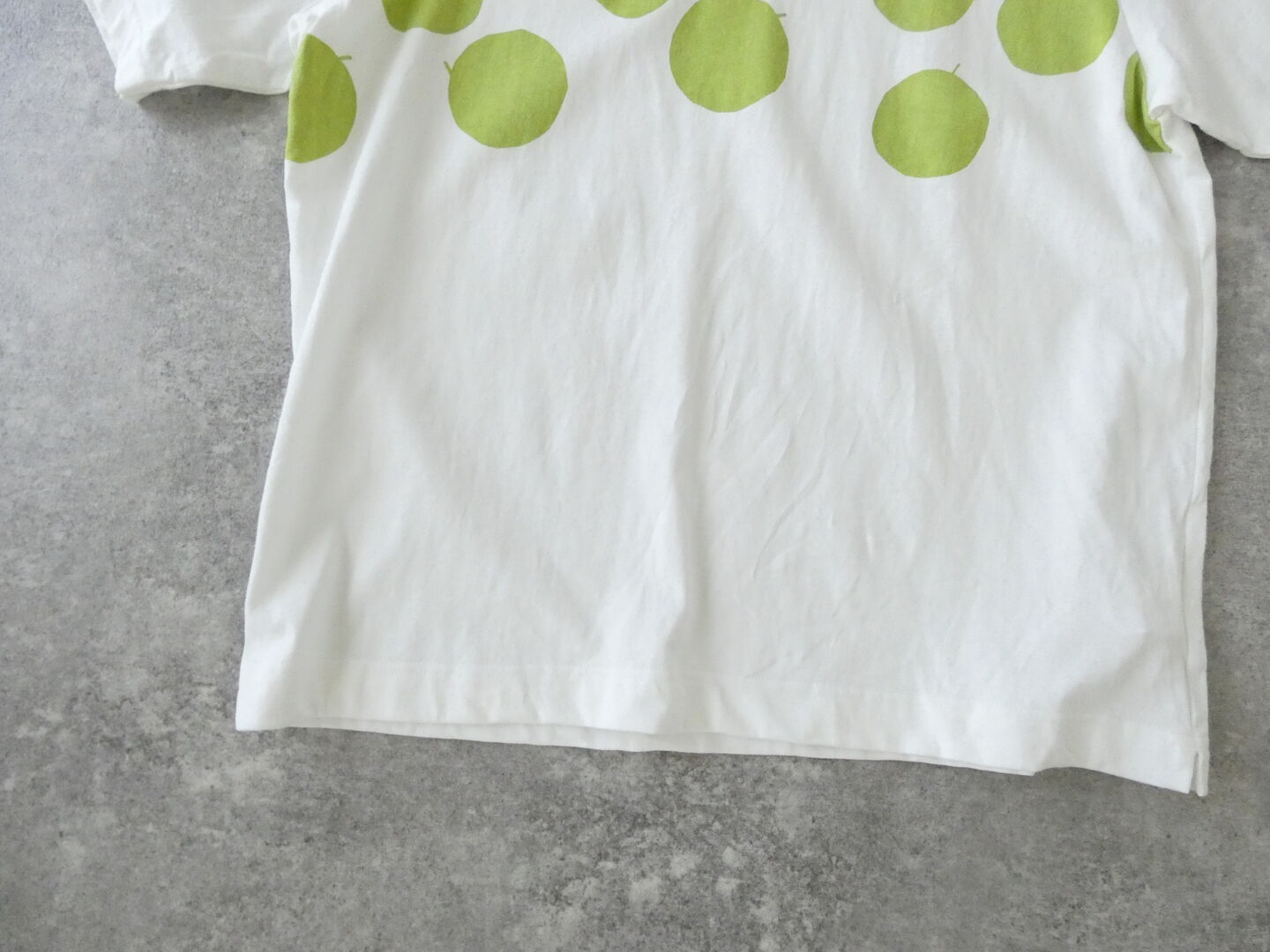 NATURAL LAUNDRY(ナチュラルランドリー) 空紡天竺リンゴプリント半袖Tシャツの商品画像26