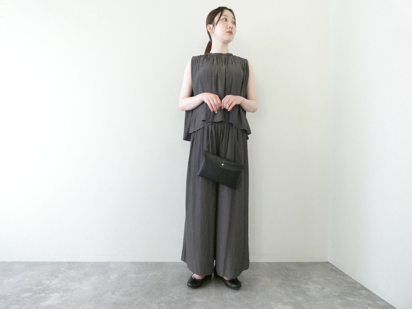 DONEEYU(ドニーユ) ヴィンテージデシンノースリーブブラウスの商品画像1