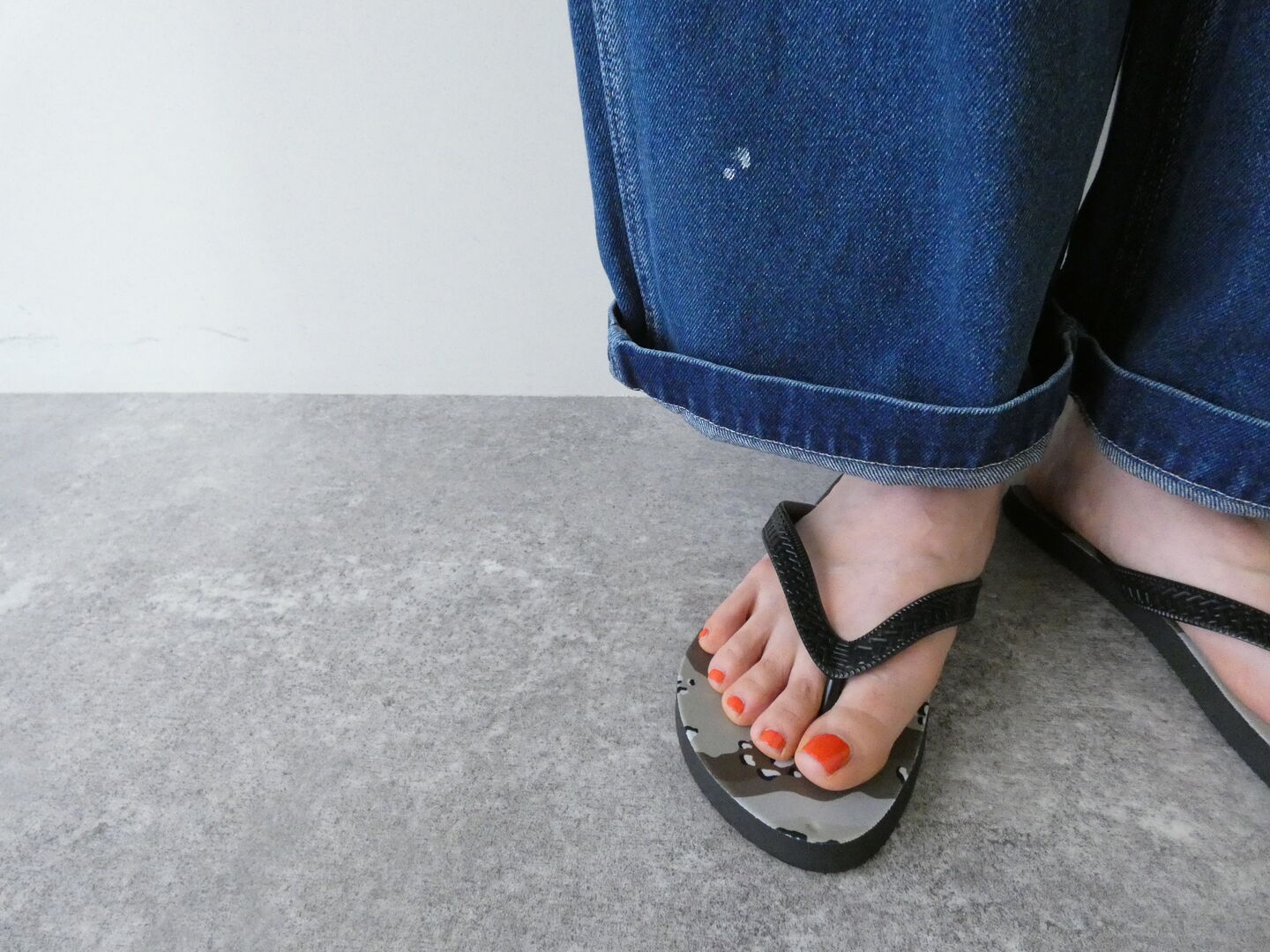 KAPITAL(キャピタル) チョコチップカモ柄フリップフラップスの商品画像5