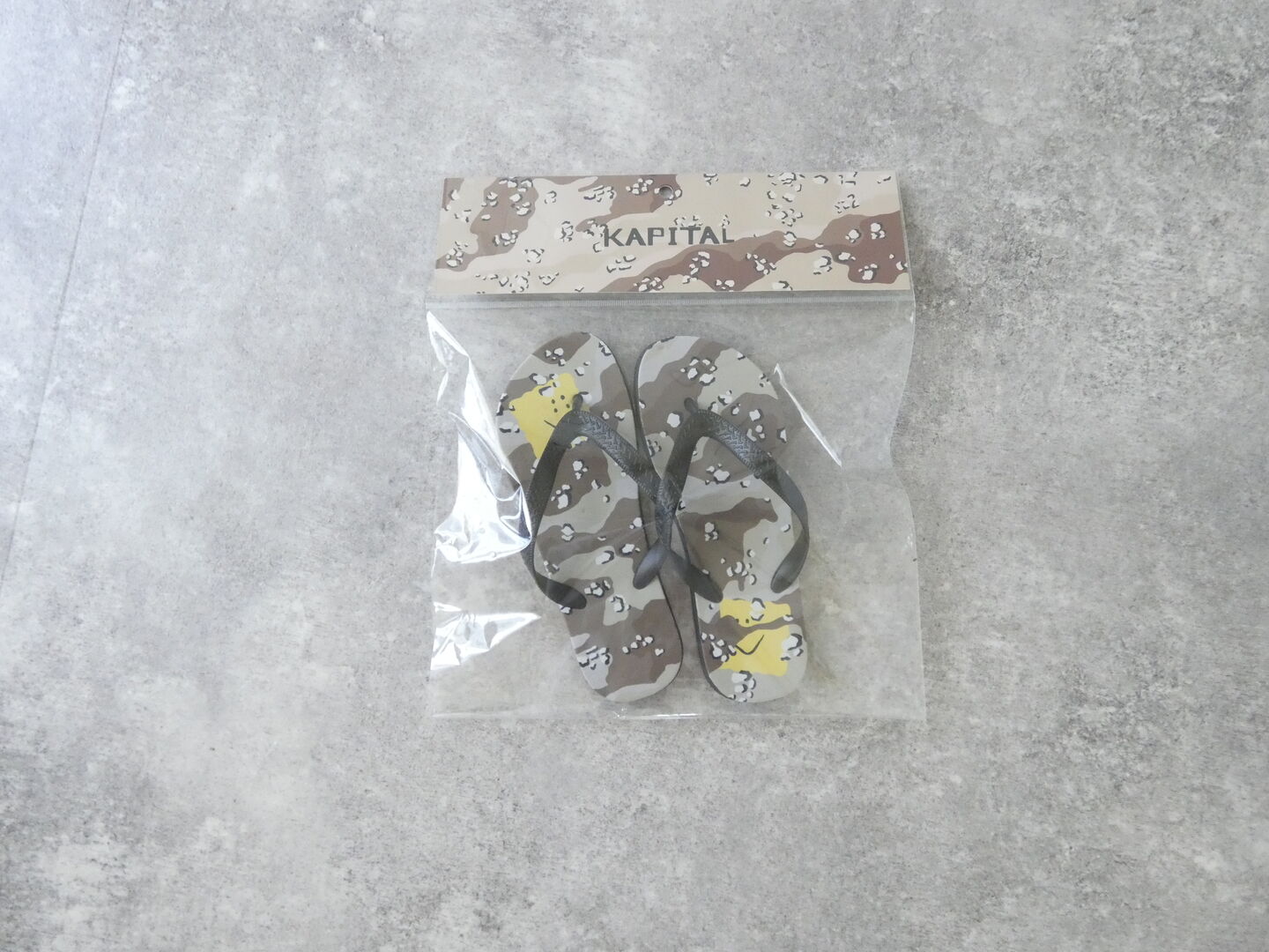 KAPITAL(キャピタル) チョコチップカモ柄フリップフラップスの商品画像7