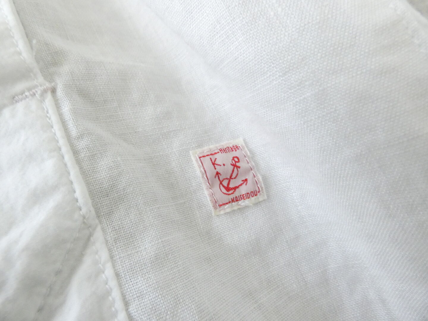 快晴堂(かいせいどう) 初夏の木漏れ日にゆれるシャツ 風をはらむ、長袖シャツの商品画像35