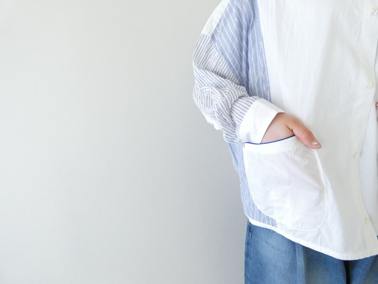 快晴堂(かいせいどう) 初夏の木漏れ日にゆれるシャツ 風をはらむ、長袖シャツの商品画像6