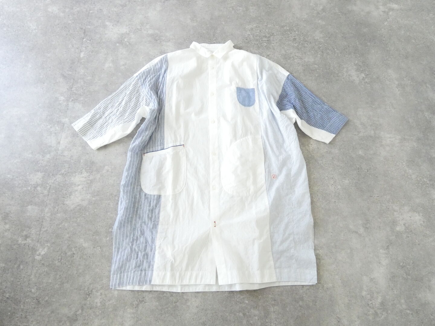 快晴堂(かいせいどう) 初夏の木漏れ日にゆれるシャツ 風をはらむ、7分袖ロングシャツの商品画像2