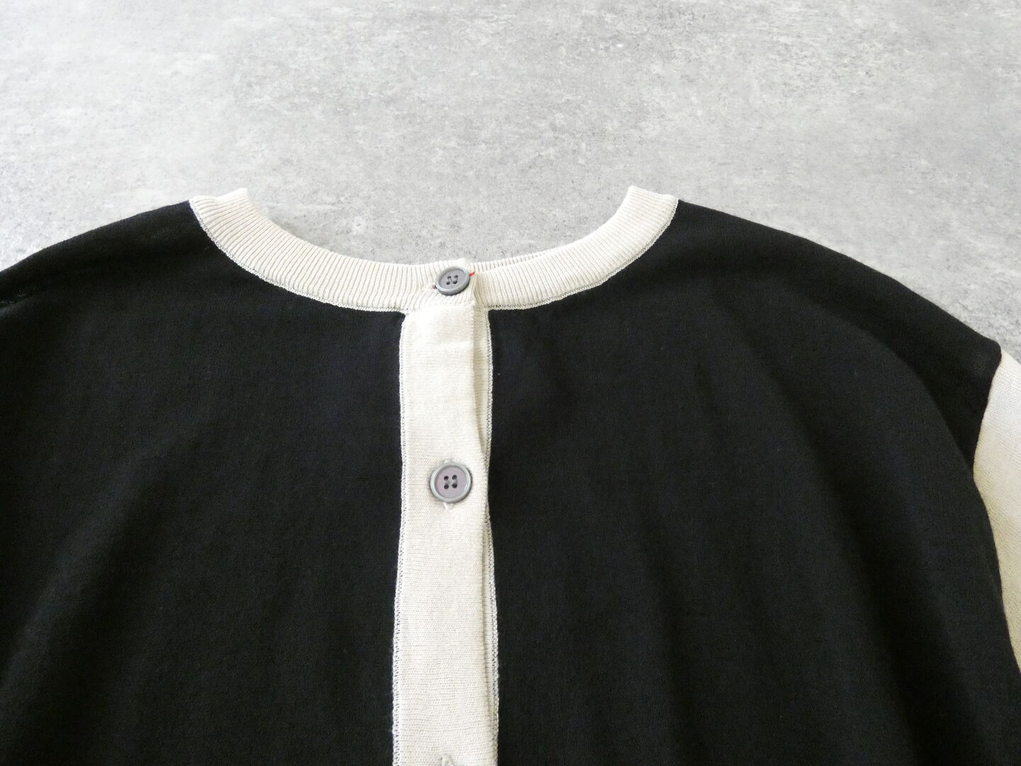 mao made(マオメイド) 2WAY配色パフスリーブカーディガンの商品画像21