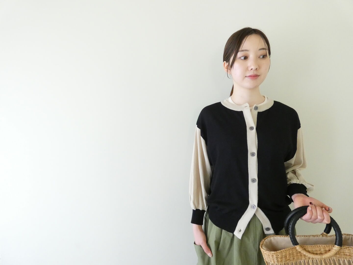 mao made(マオメイド) 2WAY配色パフスリーブカーディガンの商品画像3