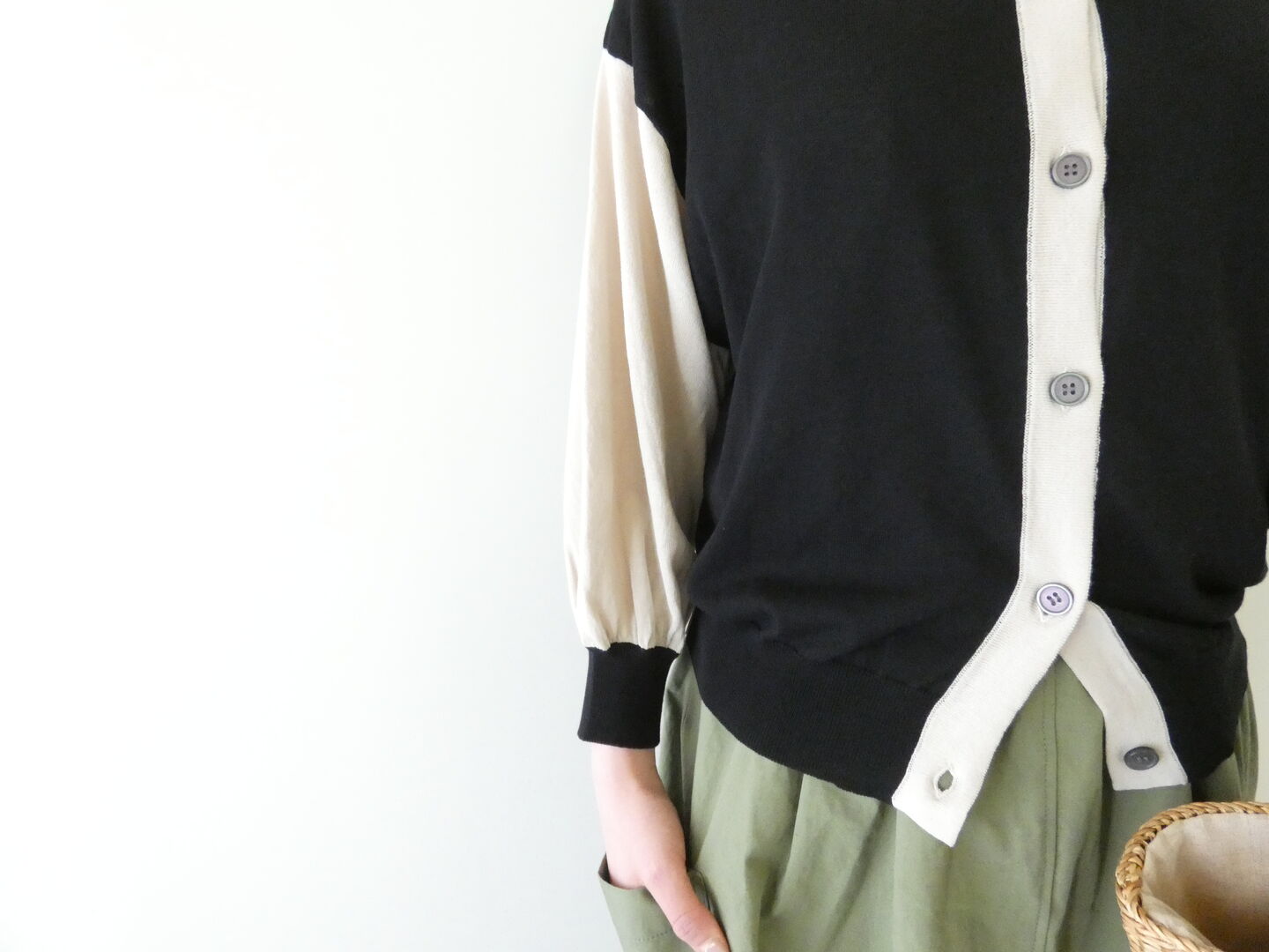 mao made(マオメイド) 2WAY配色パフスリーブカーディガンの商品画像5