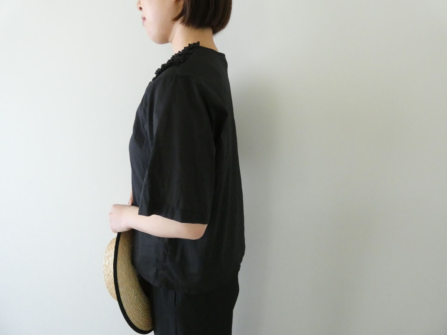 mizuiro ind(ミズイロインド) フリルデザインネックシャツの商品画像10