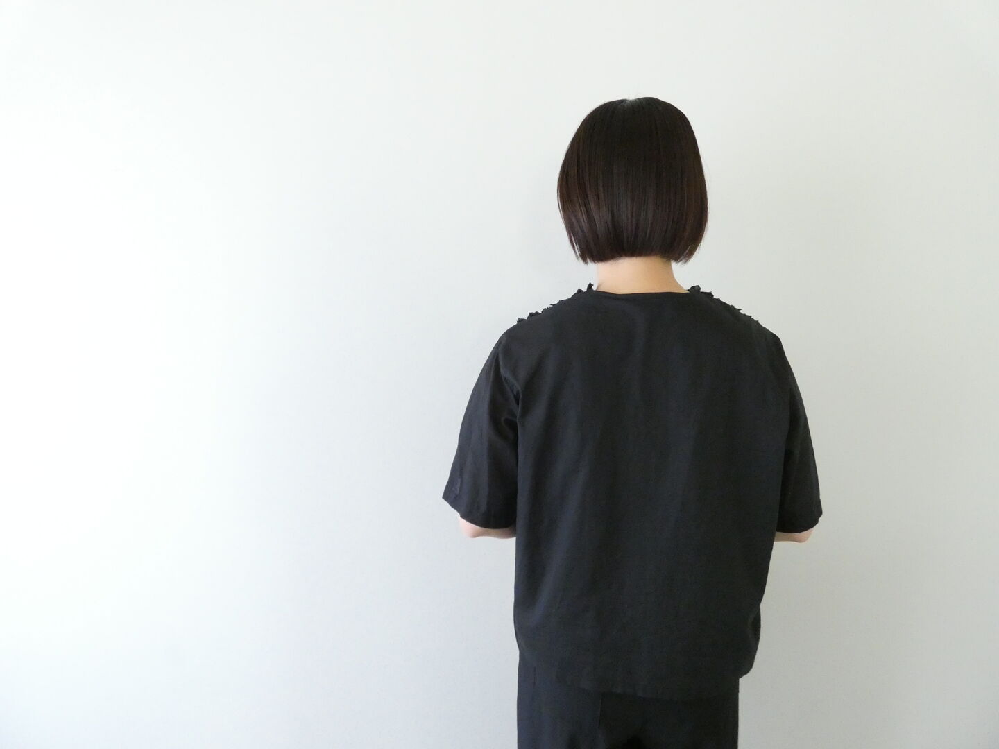 mizuiro ind(ミズイロインド) フリルデザインネックシャツの商品画像11