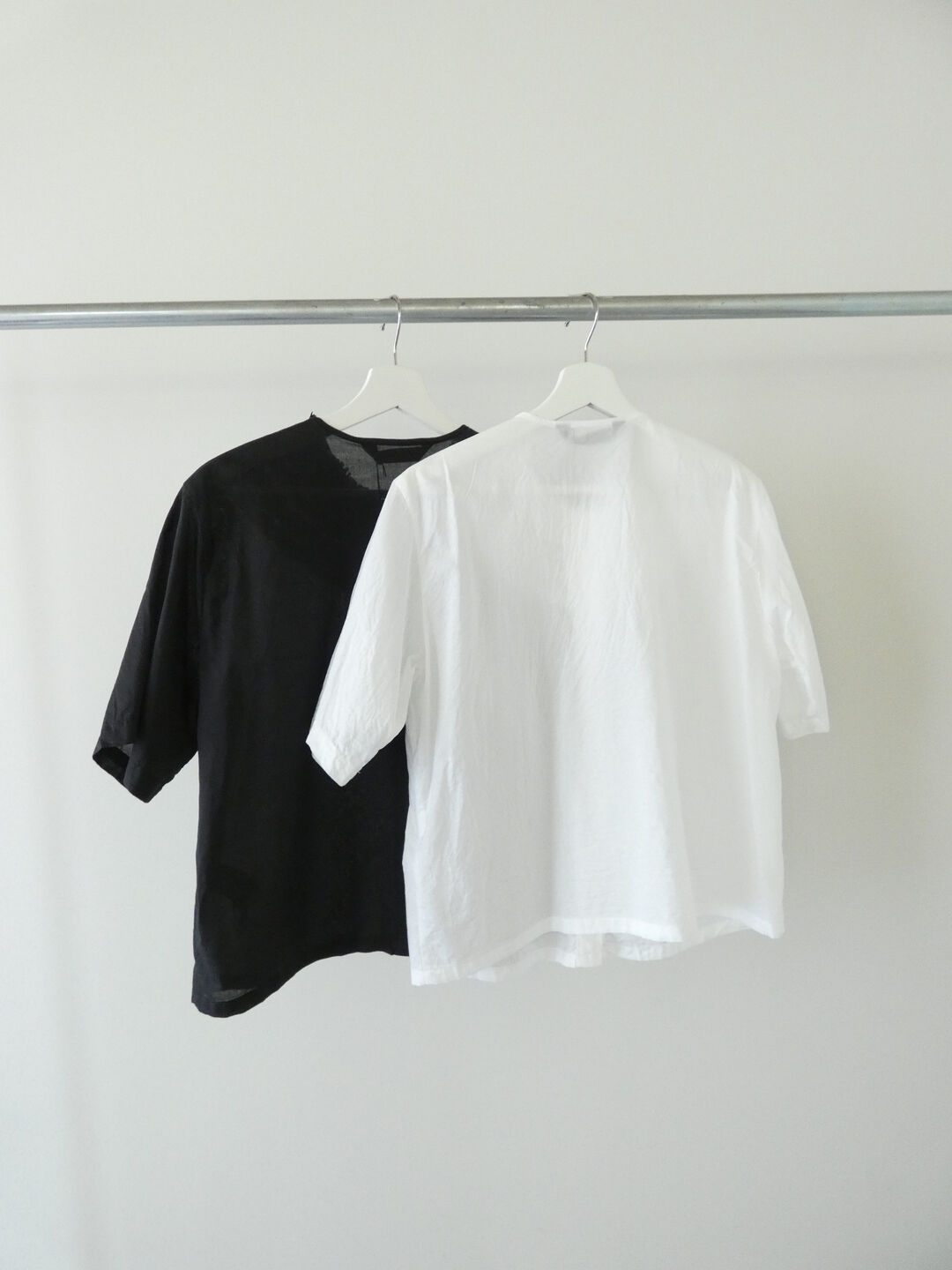 mizuiro ind(ミズイロインド) フリルデザインネックシャツの商品画像13