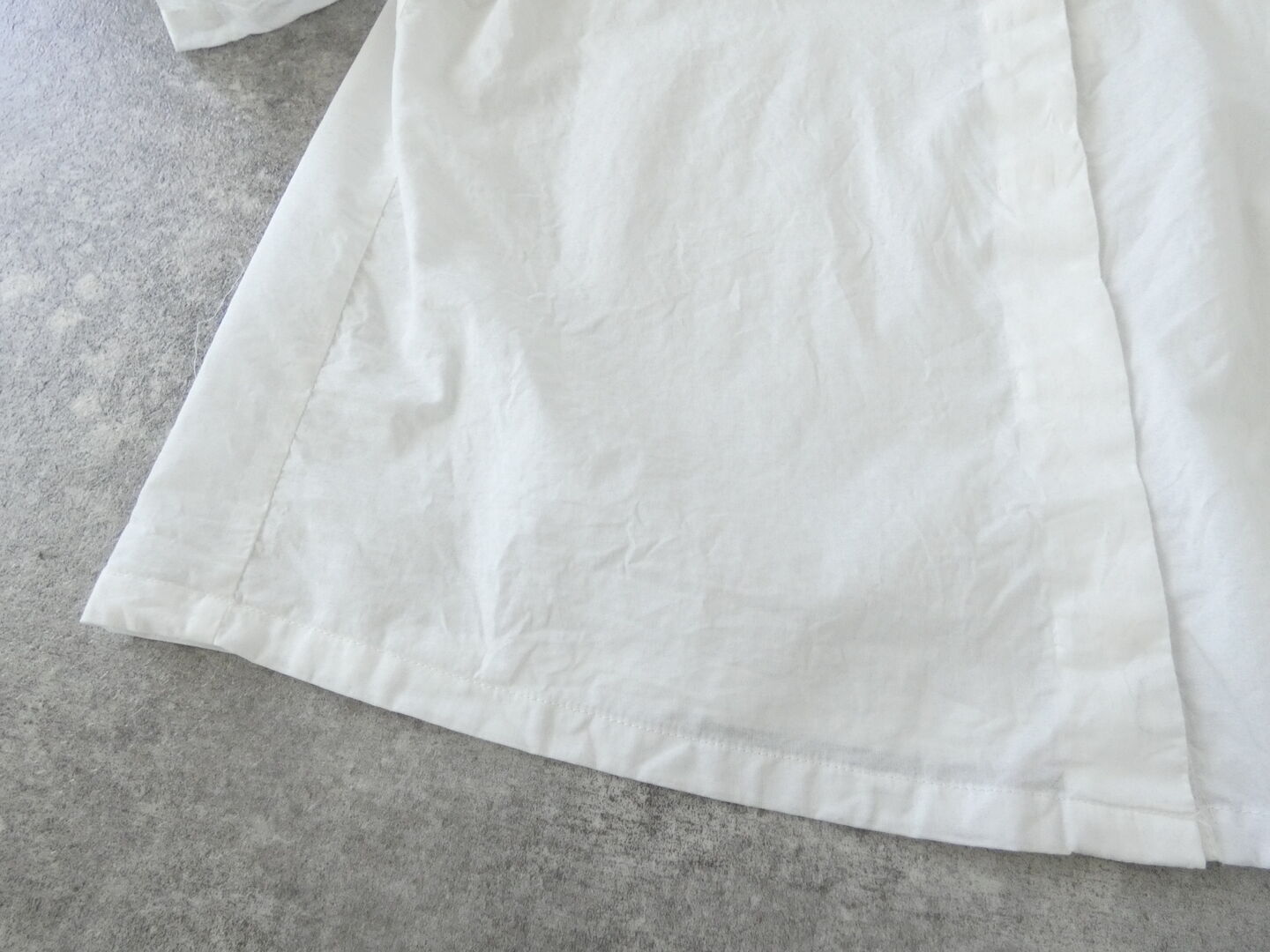 mizuiro ind(ミズイロインド) フリルデザインネックシャツの商品画像33