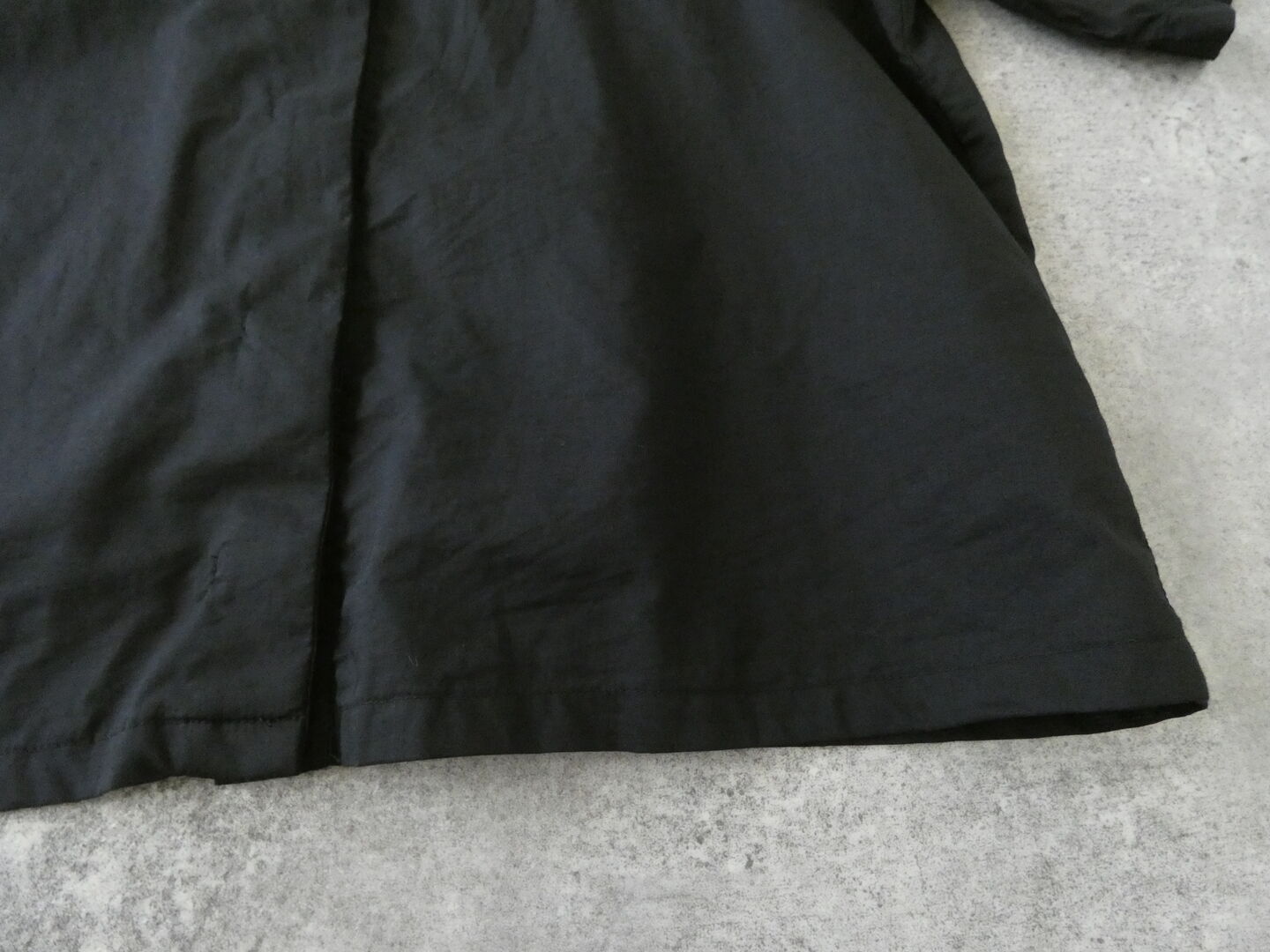 mizuiro ind(ミズイロインド) フリルデザインネックシャツの商品画像46