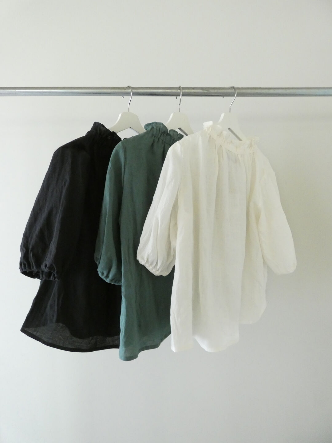 SSC 60リネンゴム通し衿ギャザーフレア6分袖ブラウスの商品画像11