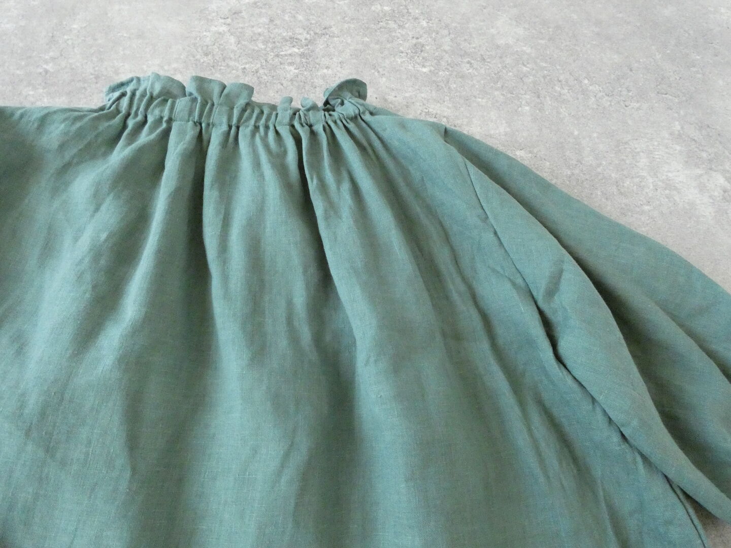 SSC 60リネンゴム通し衿ギャザーフレア6分袖ブラウスの商品画像48