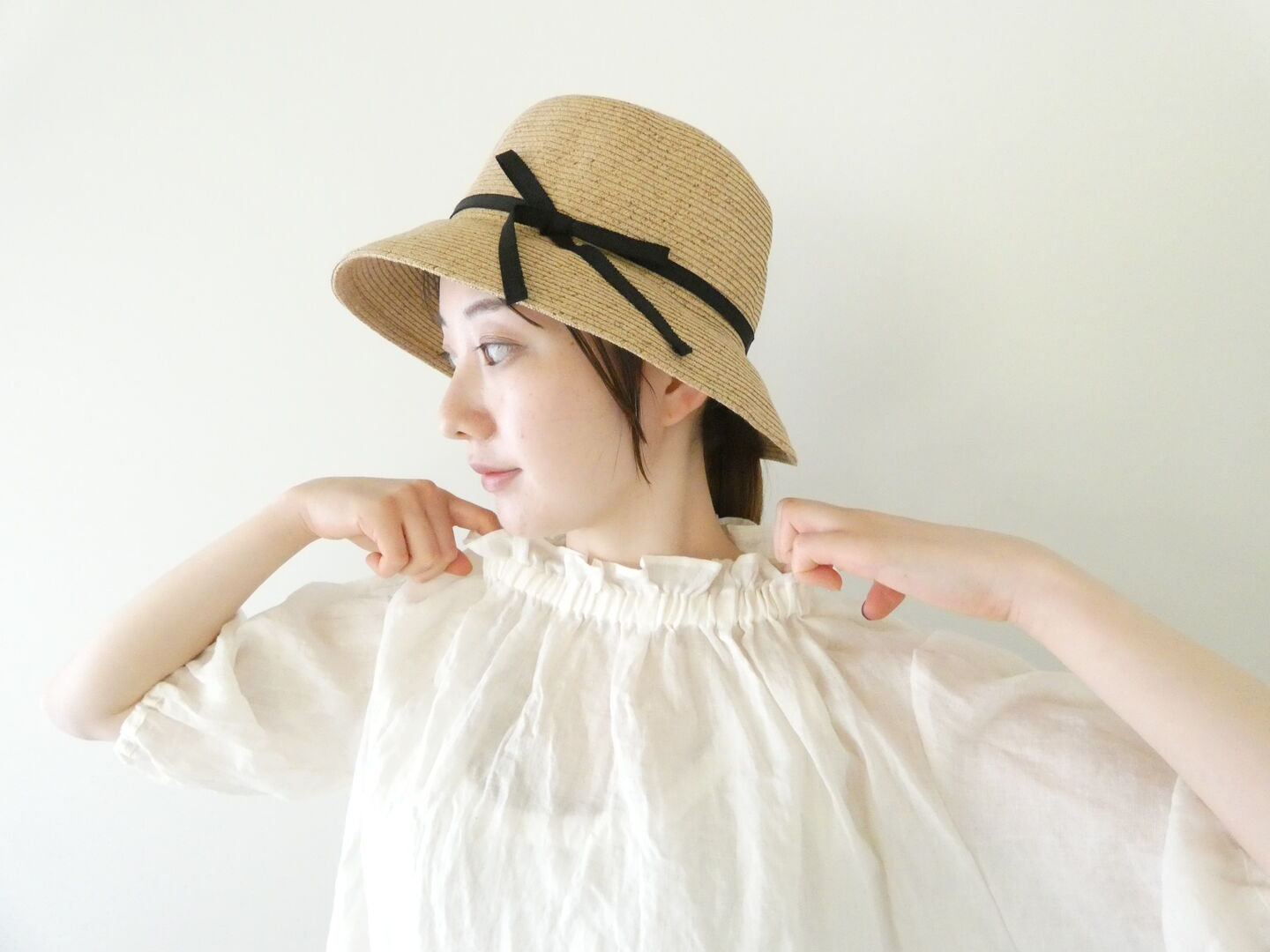 SSC 60リネンゴム通し衿ギャザーフレア6分袖ブラウスの商品画像6