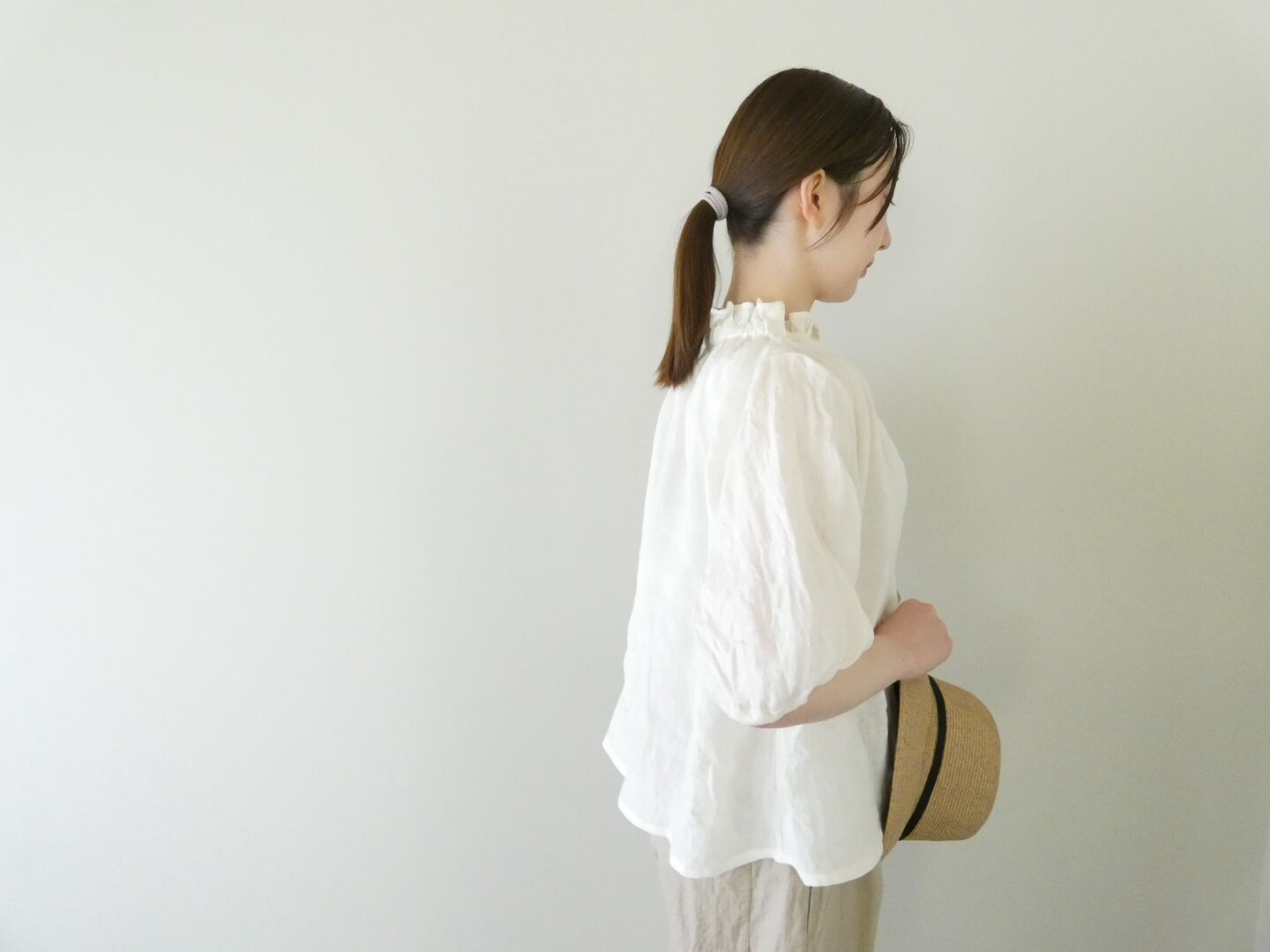 SSC 60リネンゴム通し衿ギャザーフレア6分袖ブラウスの商品画像8