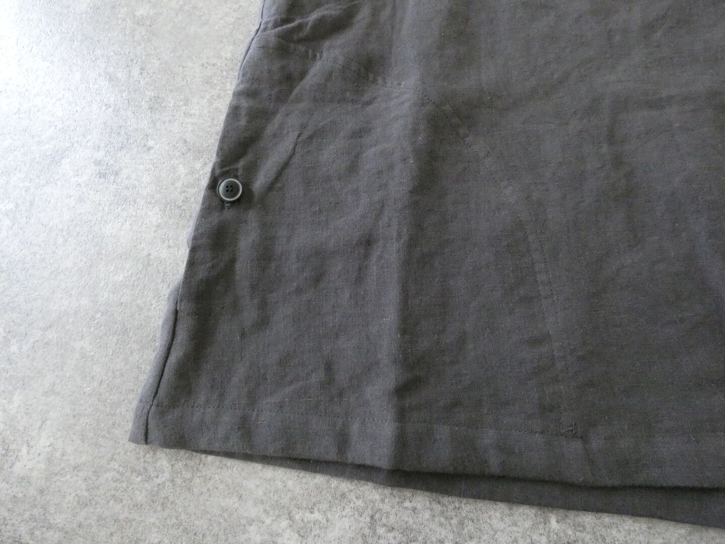 tumugu(ツムグ) リネンキャンバスアシンメトリーベストの商品画像47