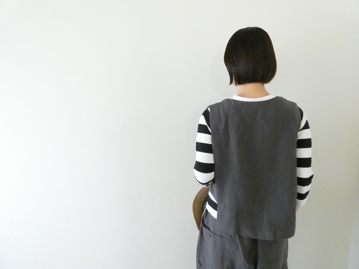 tumugu(ツムグ) リネンキャンバスアシンメトリーベストの商品画像9