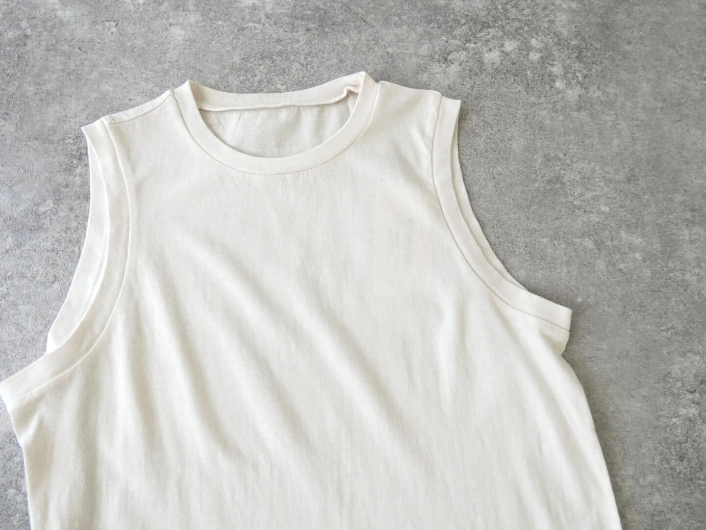 Veritecoeur(ヴェリテクール) Pigment dyeling ピグメントダイタンクトップの商品画像20