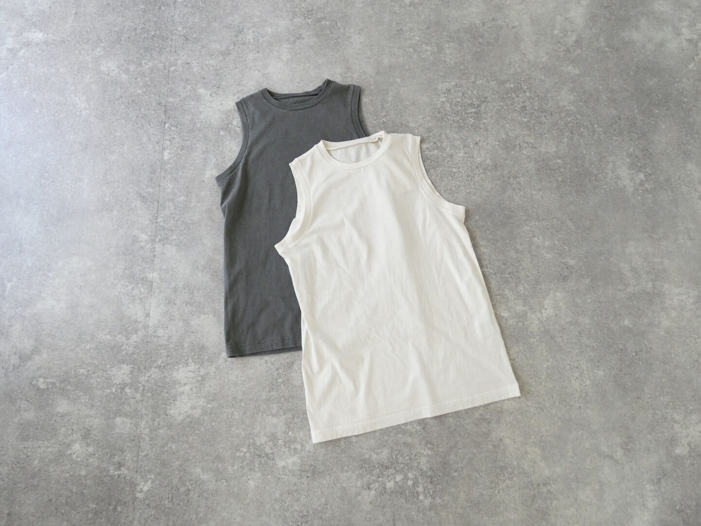 Veritecoeur(ヴェリテクール) Pigment dyeling ピグメントダイタンクトップの商品画像3