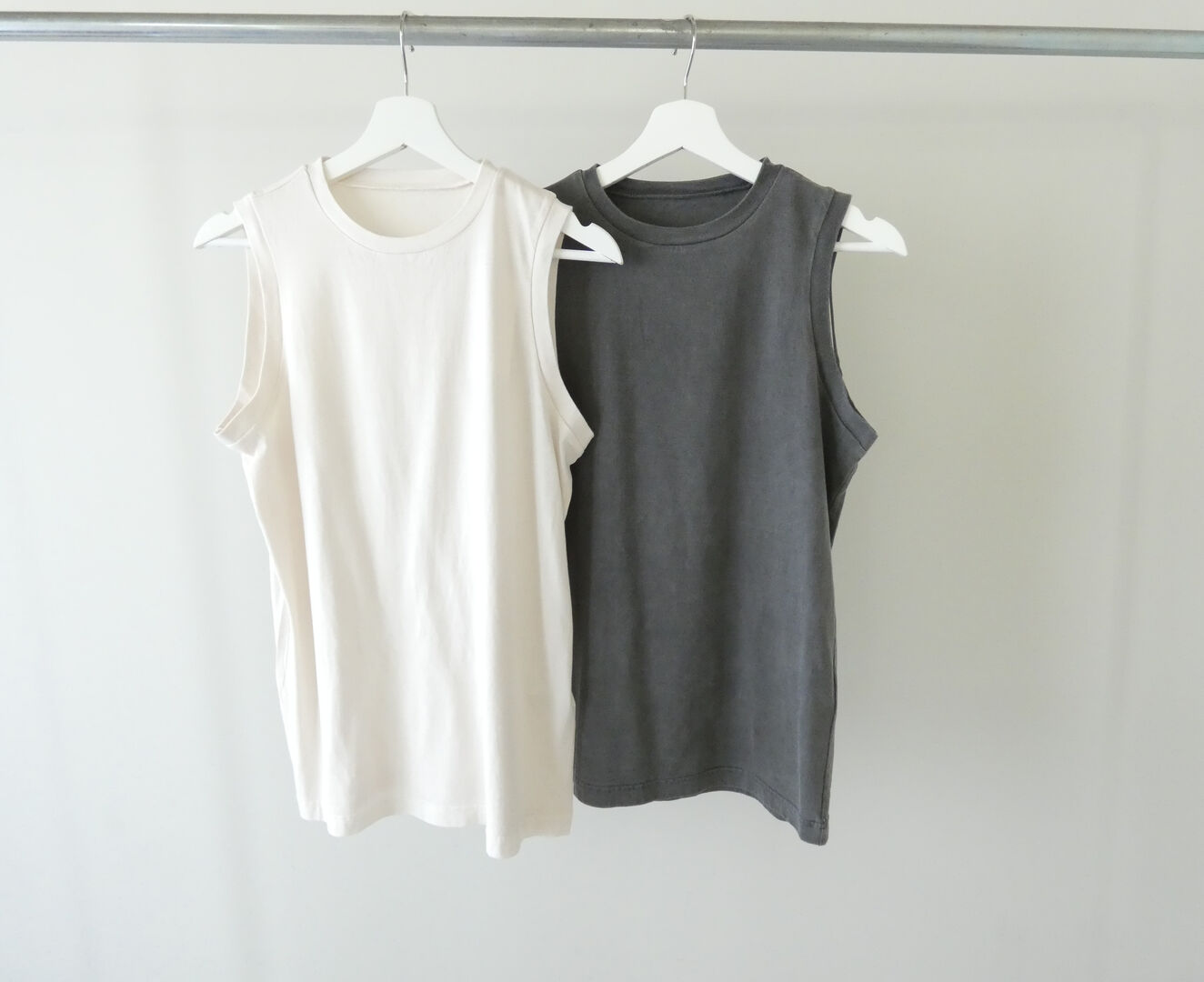 Veritecoeur(ヴェリテクール) Pigment dyeling ピグメントダイタンクトップの商品画像8