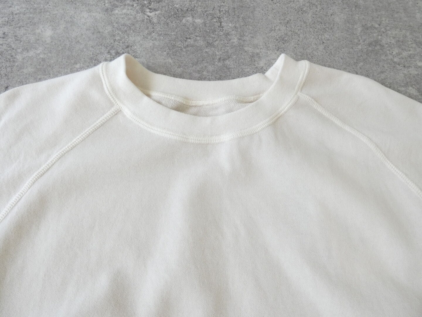 Veritecoeur(ヴェリテクール) Pigment dyeing ピグメントダイミニ裏毛プルオーバーの商品画像30