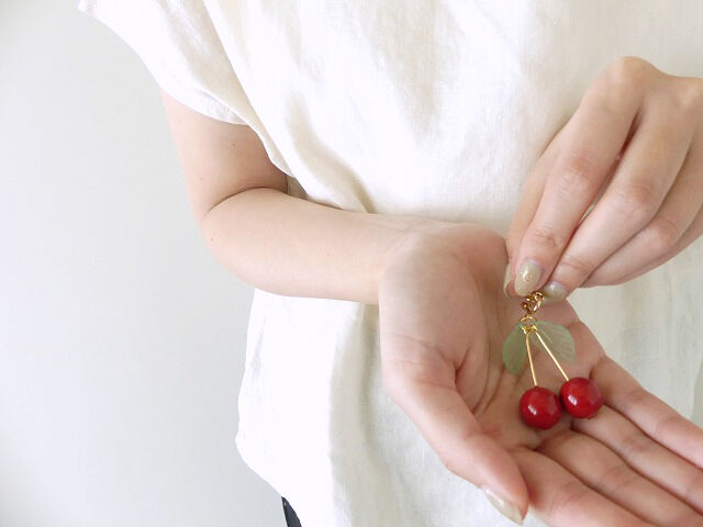 Dot and Stripes　CHILD　WOMAN(ドットアンドストライプスチャイルドウーマン) チェリーモチーフイヤリングの商品画像2