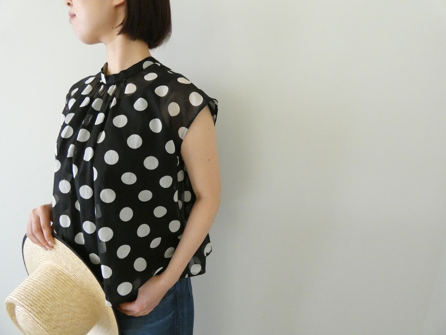 TOMORROWLAND(トゥモローランド) コインドットプリントバックリュバンフレンチブラウスの商品画像2