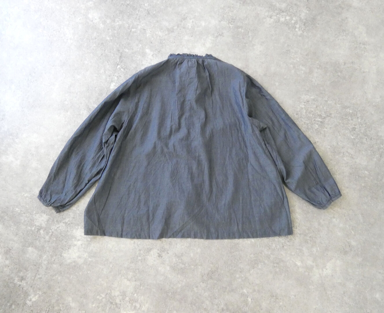 ichi(イチ) 2.25ozデニム前立てフリルシャツの商品画像9