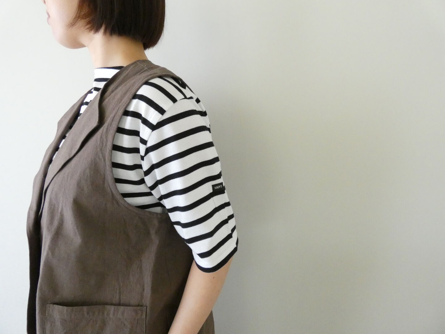 ina(イナ) リネンコットンキャンバスパッチポケットベストの商品画像16