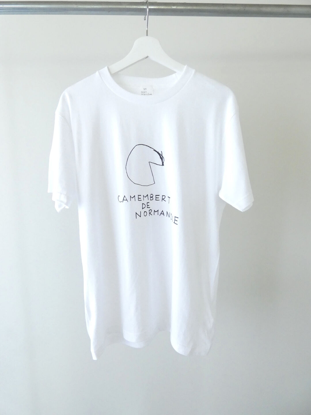 CLASKA(クラスカ) Tシャツ  sept septième （セット・セッティエーム）カマンベールチーズの商品画像8