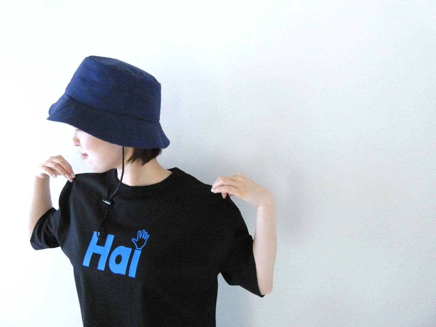 mao made(マオメイド) きれいめ天竺プリント Hai TEEの商品画像1