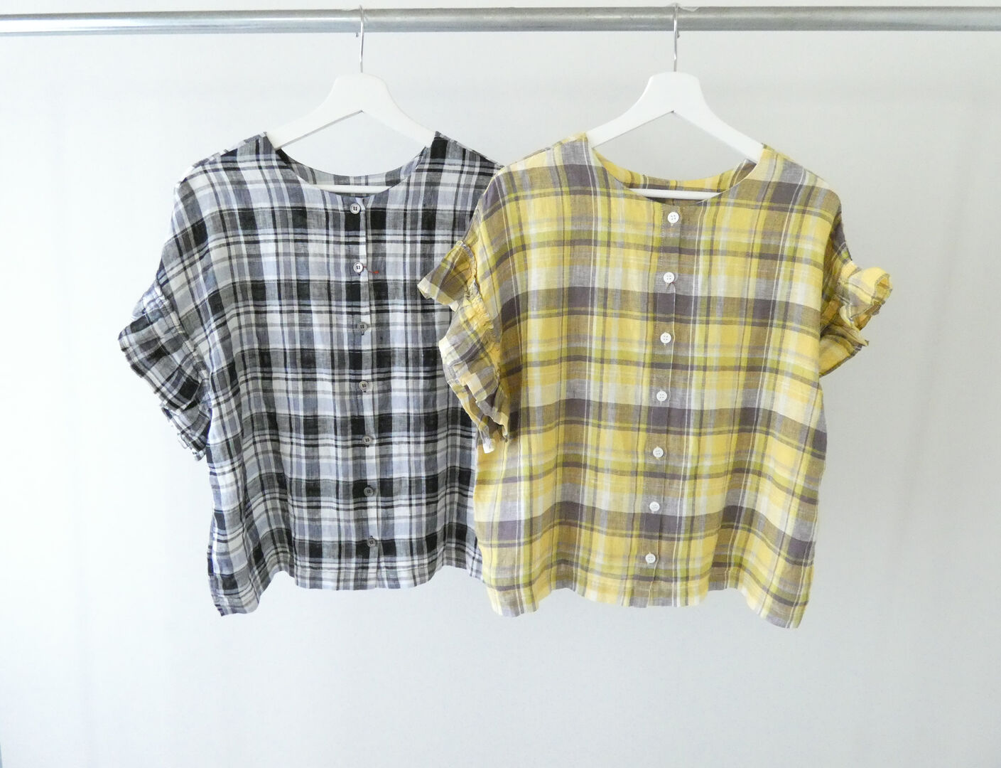 mao made(マオメイド) リネンBIGチェック お袖ふりふり2wayブラウスの商品画像11