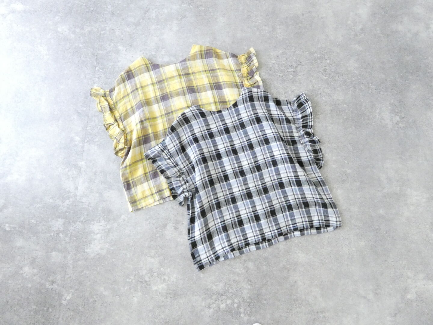 mao made(マオメイド) リネンBIGチェック お袖ふりふり2wayブラウスの商品画像3