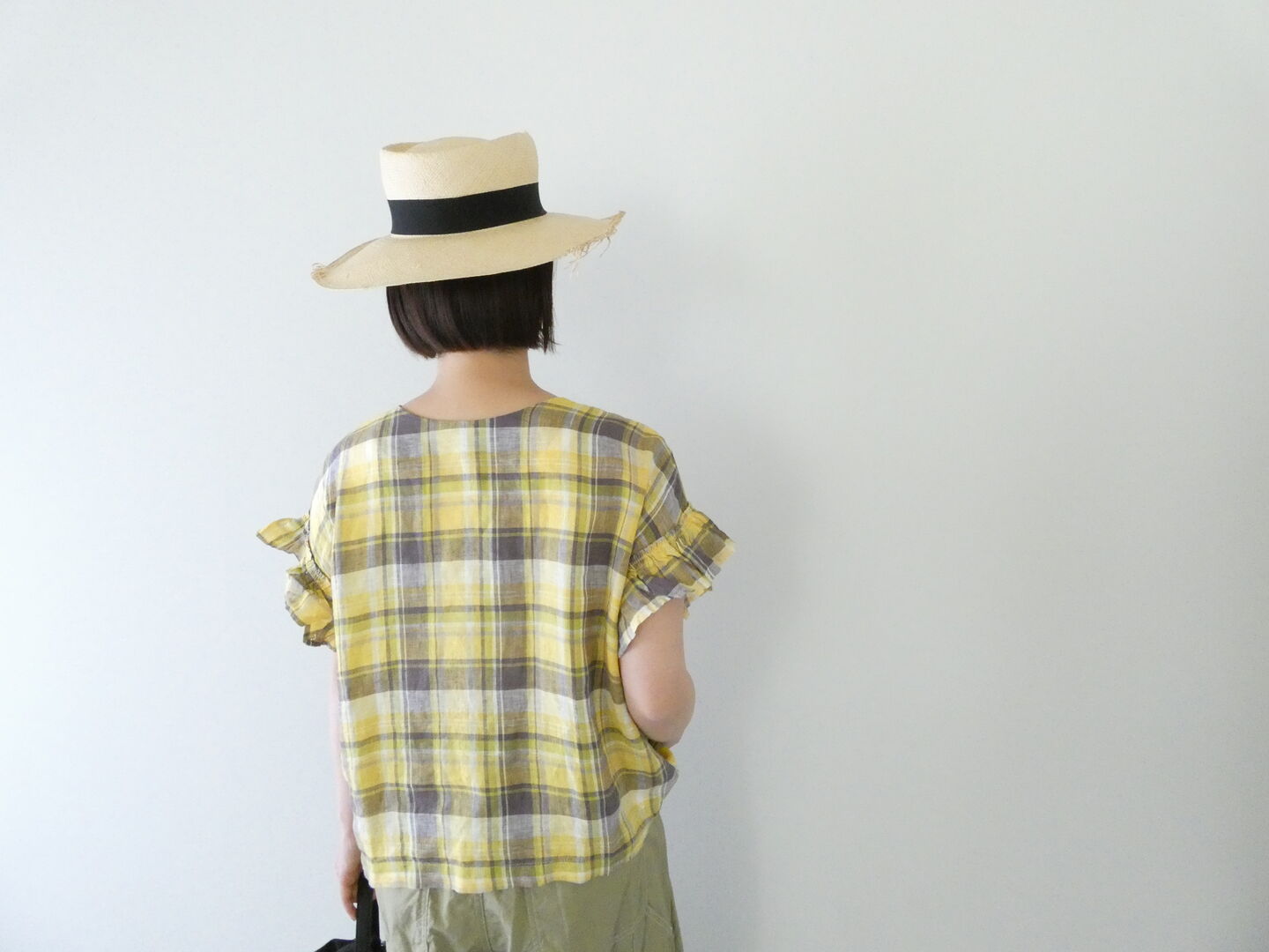 mao made(マオメイド) リネンBIGチェック お袖ふりふり2wayブラウスの商品画像4