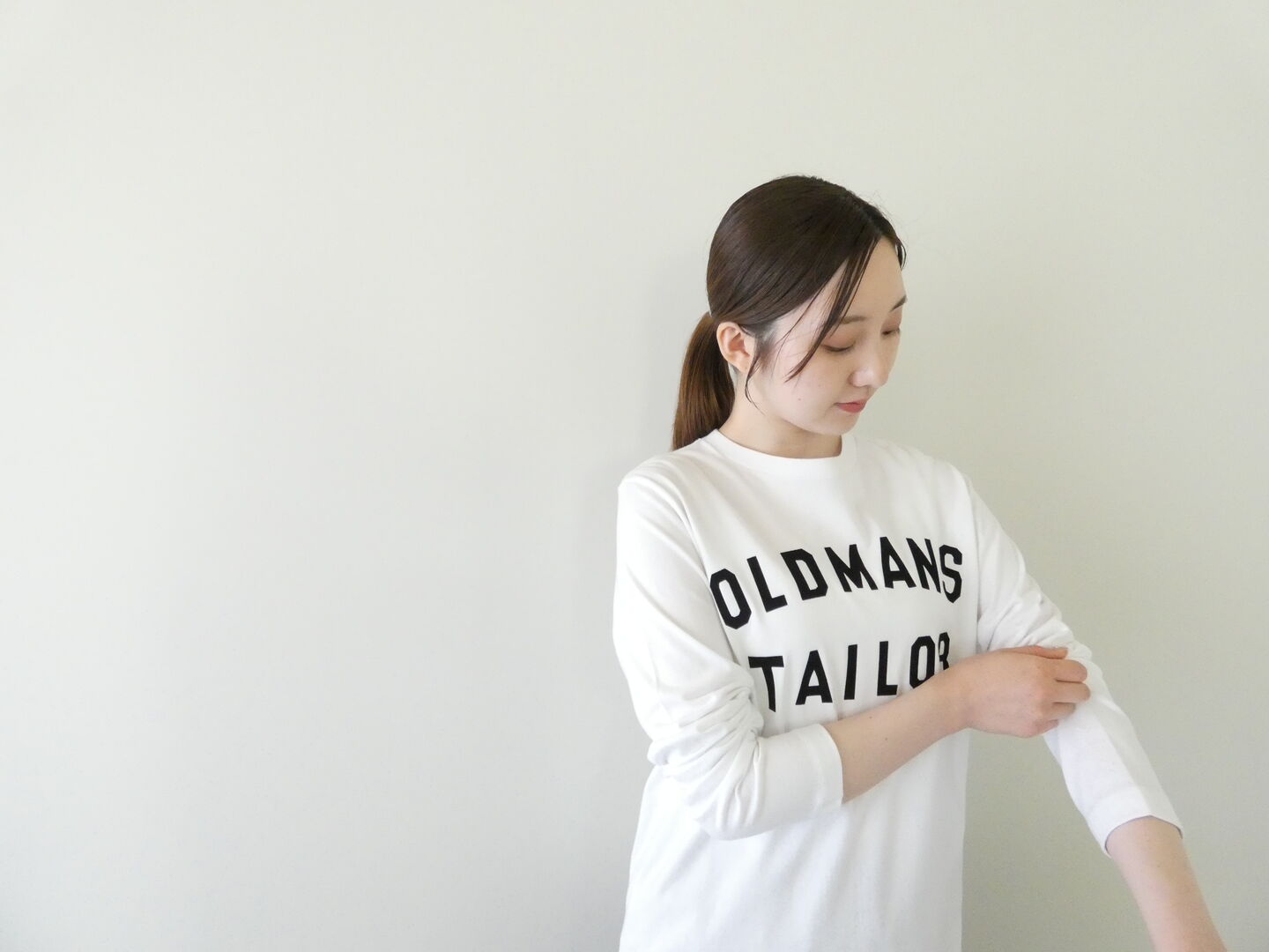 R&D.M.Co-(オールドマンズテーラー) OMT FLOCKY PRINT CREW L/S TEEの商品画像1