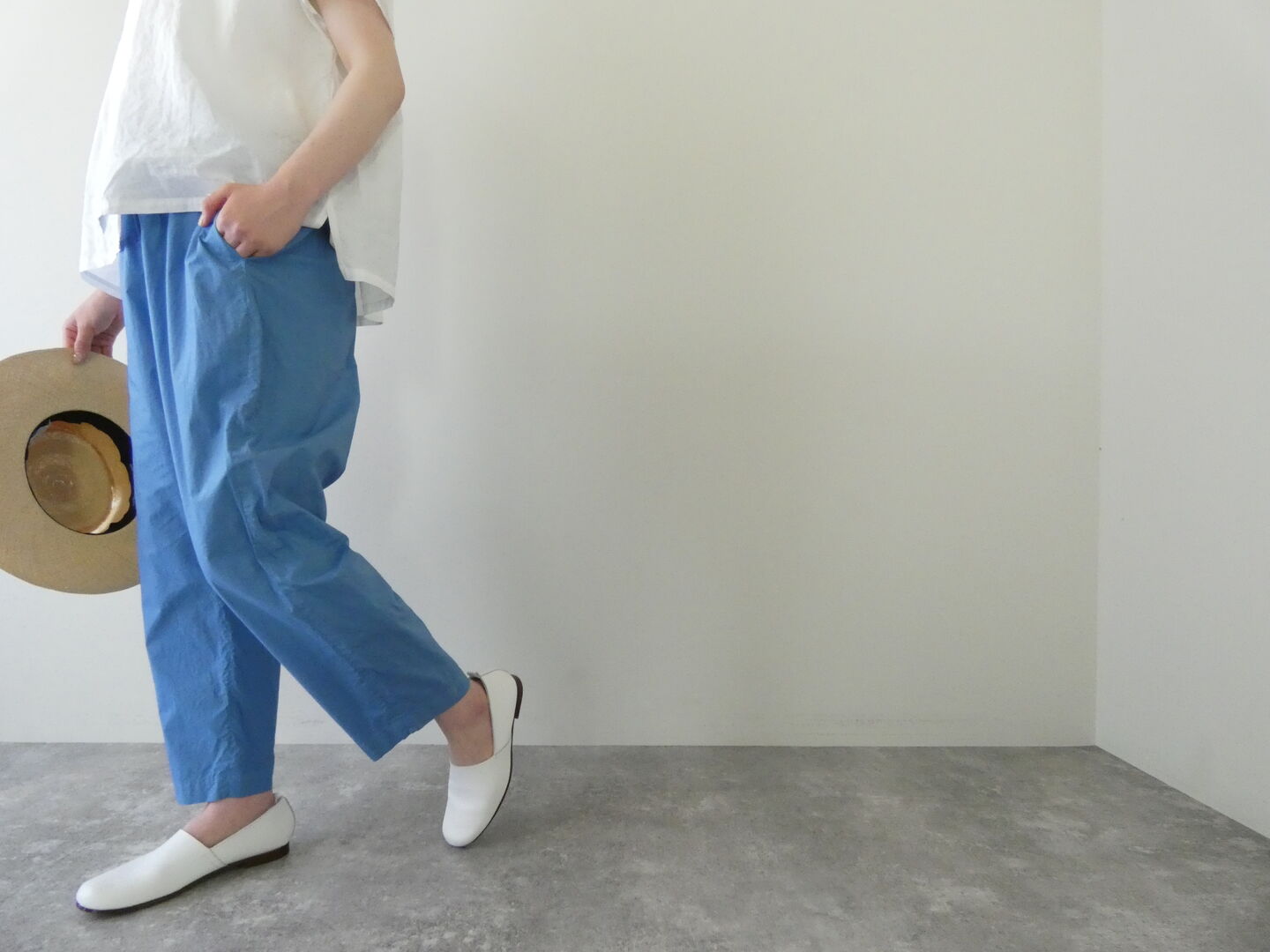 R&D.M.Co-(オールドマンズテーラー) GARMENT DYE TYPEWRITER SARROUEL TAPERED GUM PANTSの商品画像8