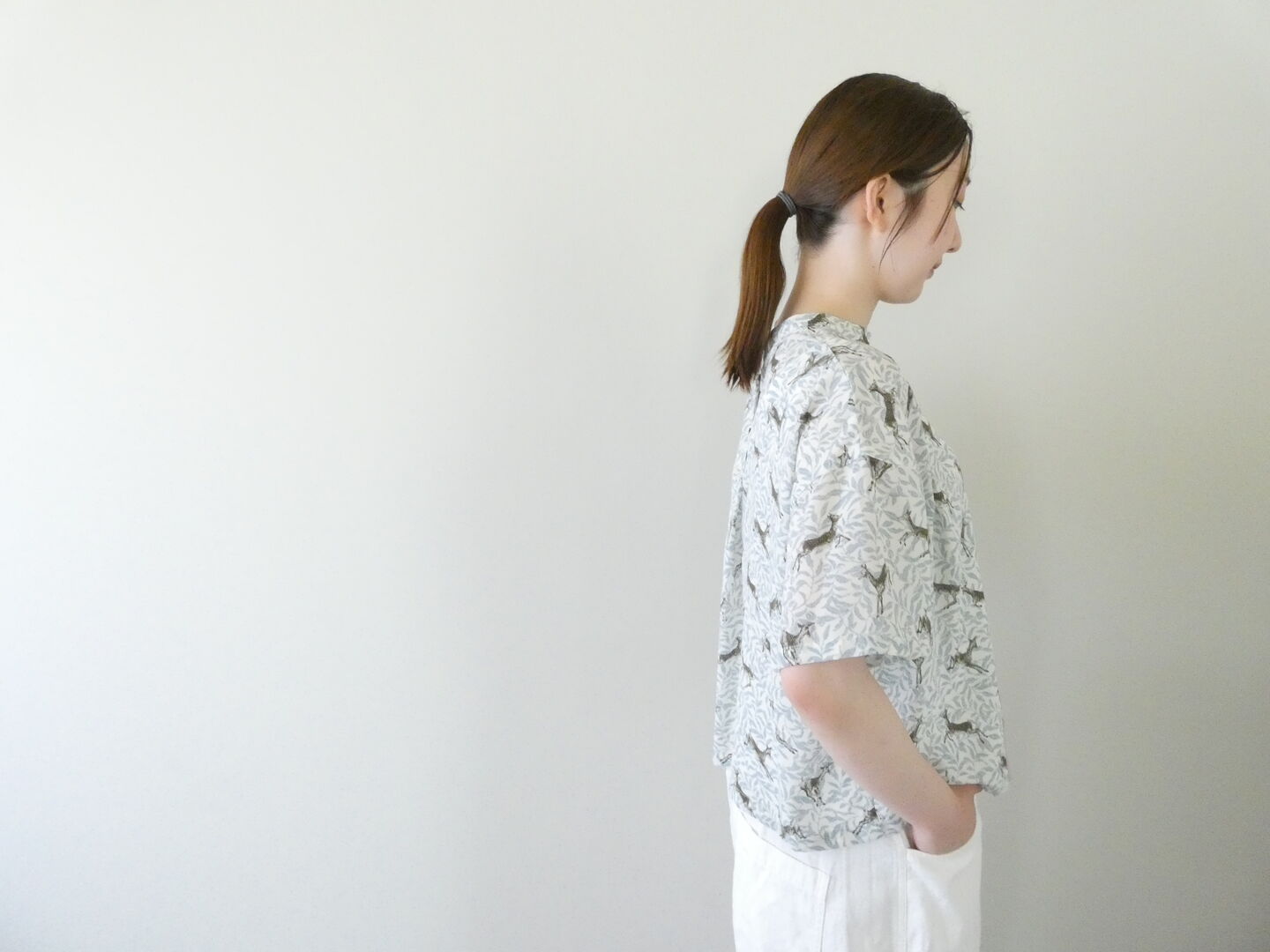 NOMBRE IMPAIR(ノンブルアンペール) バンビプリント後ろ開きTブラウスの商品画像7