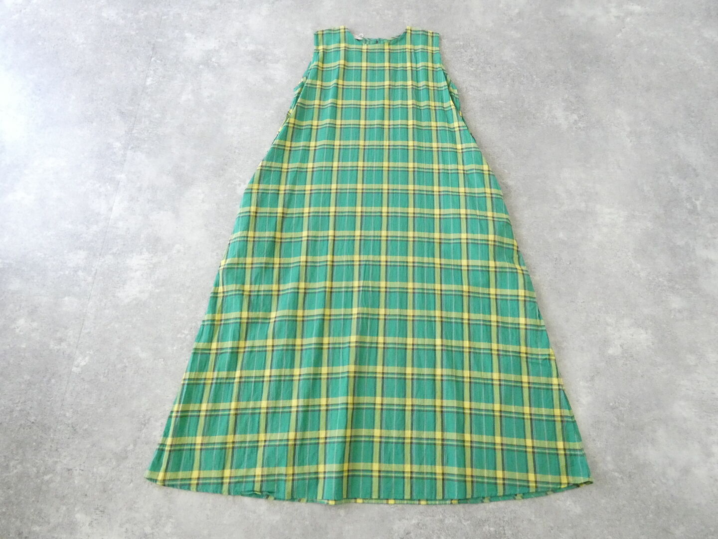 ichi(イチ) ワッシャーチェックノースリフレアドレスの商品画像3