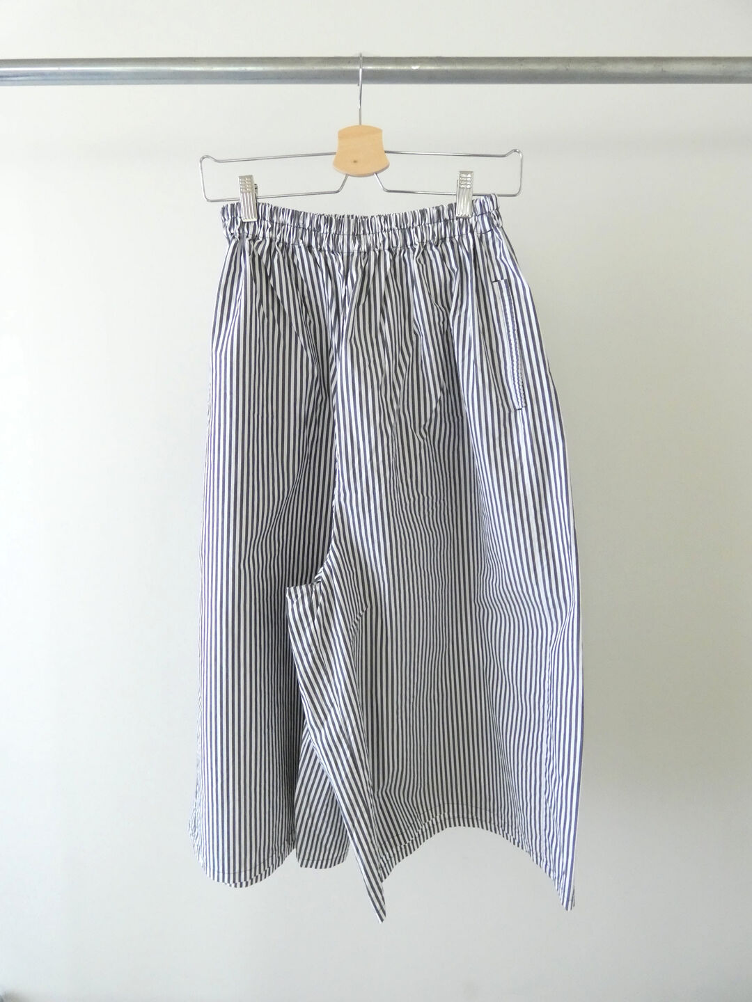 homspun(ホームスパン) タイプライター　ギャザーキュロットパンツの商品画像11