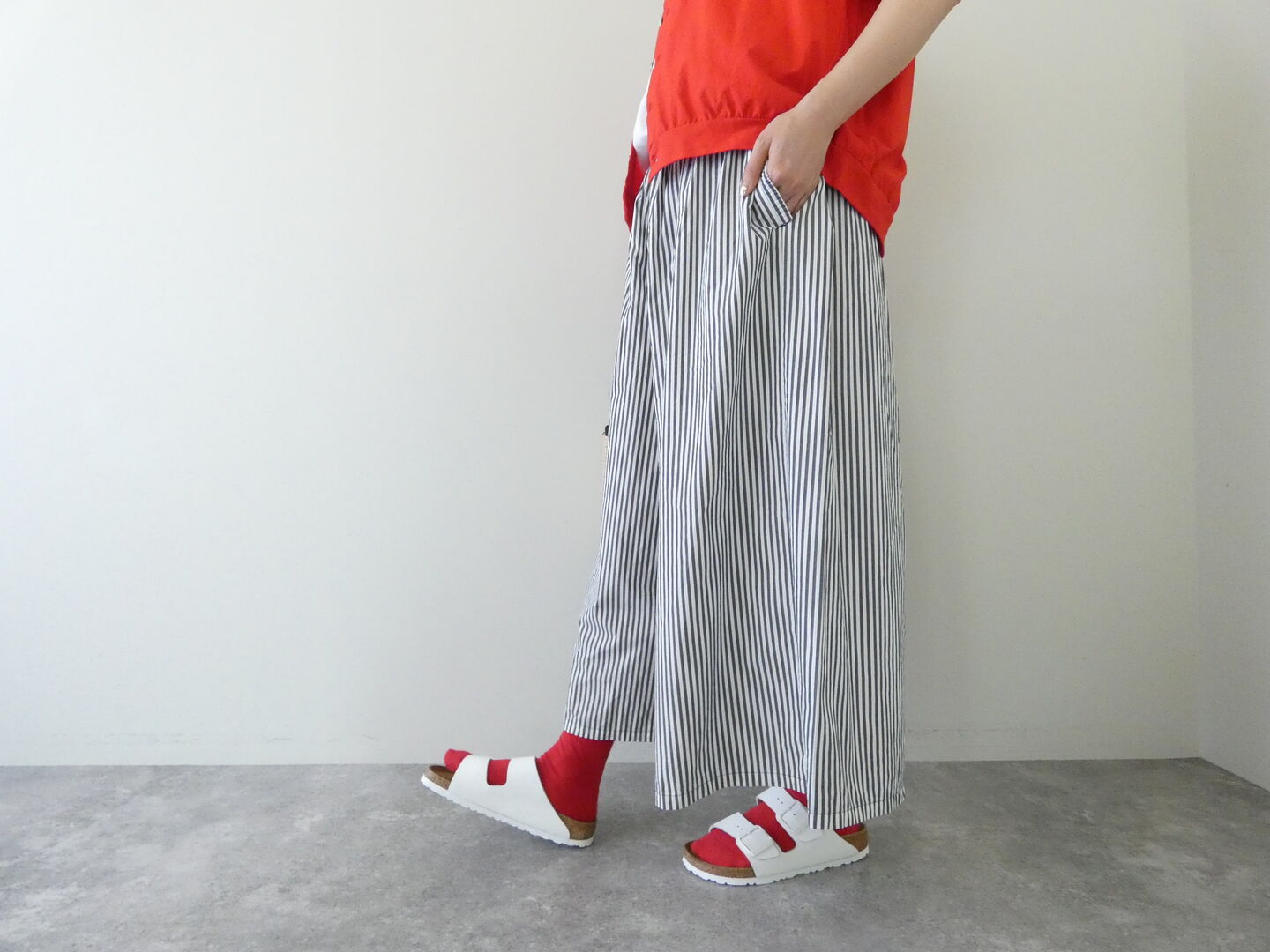 homspun(ホームスパン) タイプライター　ギャザーキュロットパンツの商品画像4