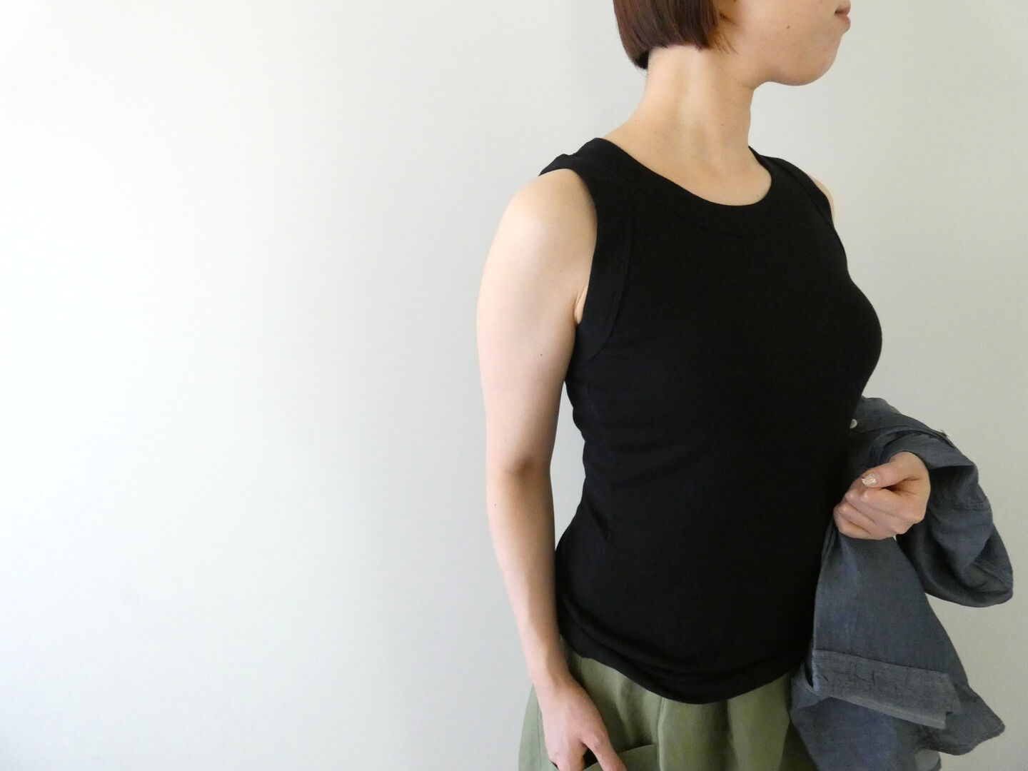 homspun(ホームスパン) 40/1度詰めフライスノースリーブプルオーバーの商品画像2