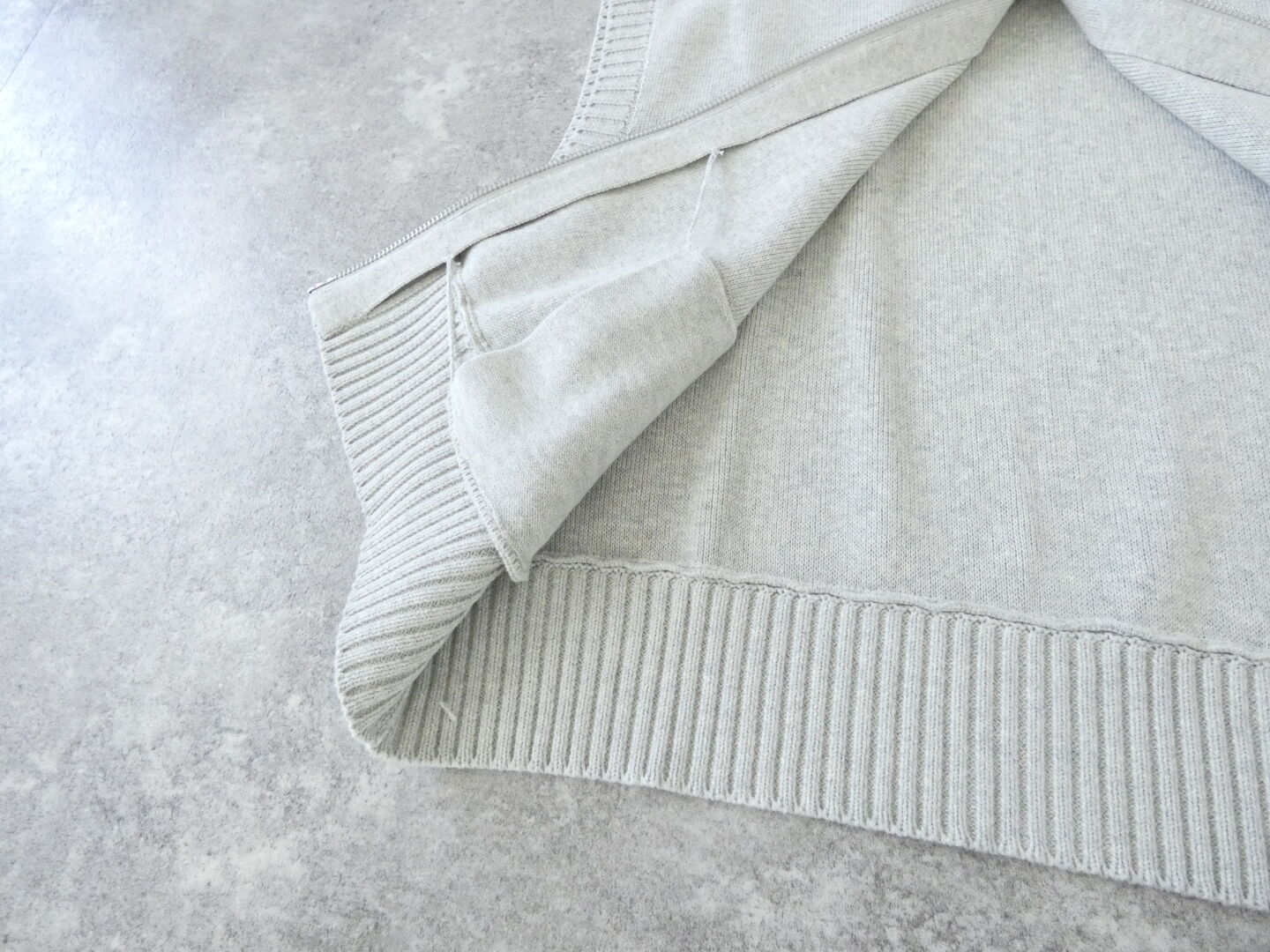 mao made(マオメイド) やわらかコットンミラノリブ風 異ゲージリブWジップベストの商品画像26