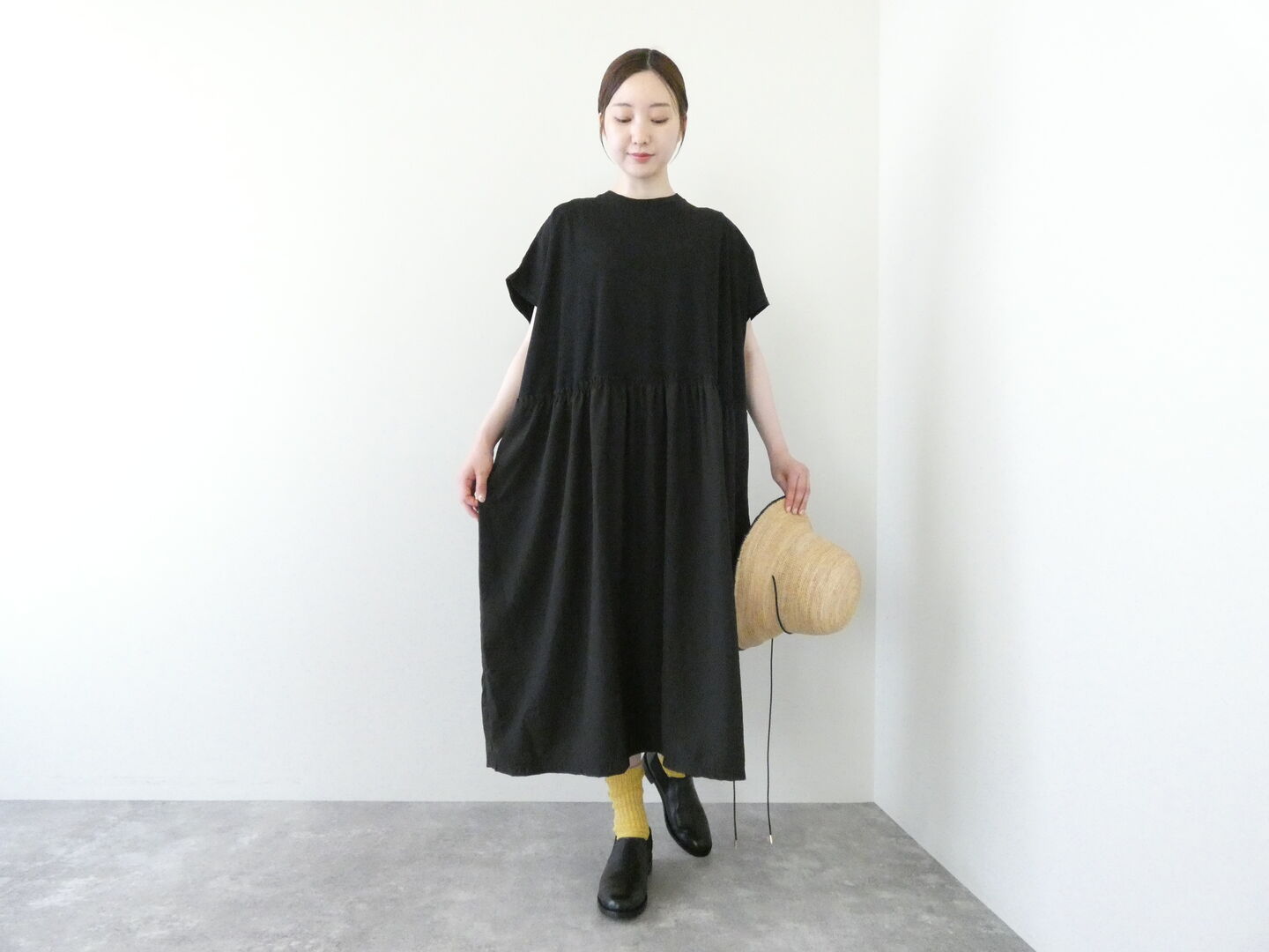 sabbatum(サバタム) 天竺バイファブリックロングワンピースの商品画像1