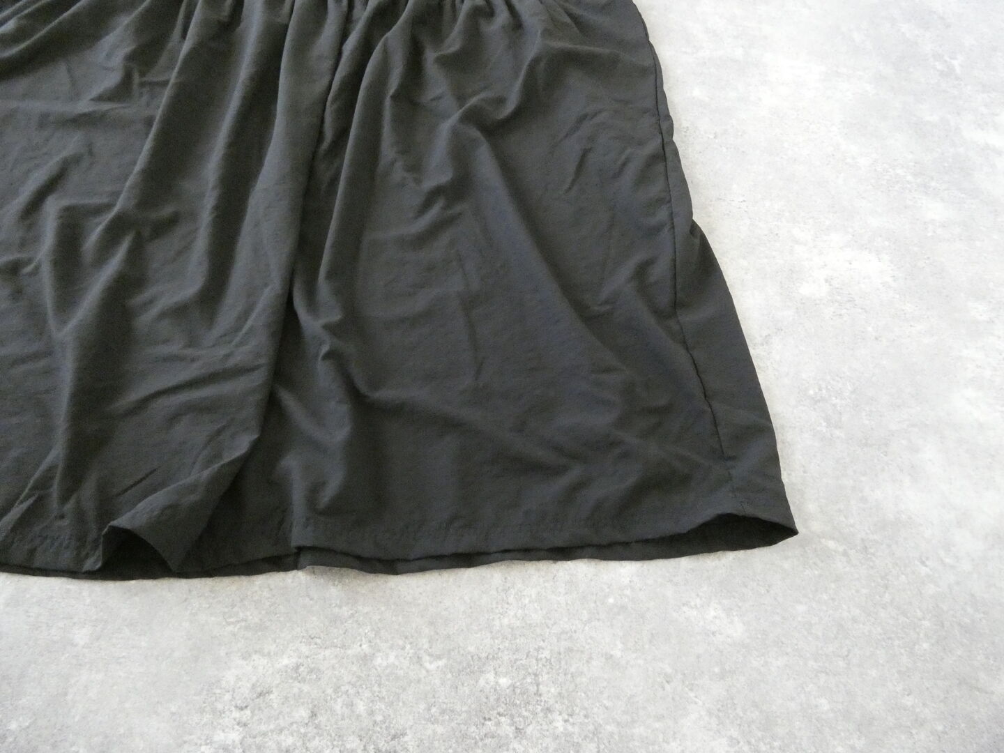 sabbatum(サバタム) 天竺バイファブリックロングワンピースの商品画像25