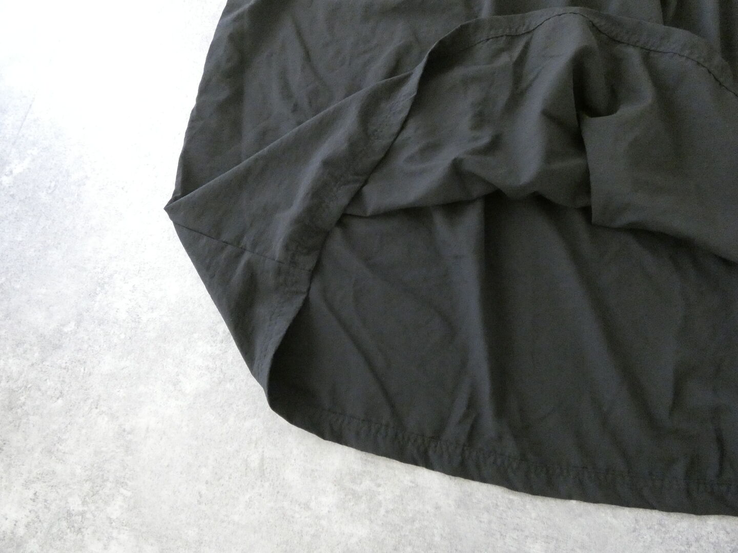 sabbatum(サバタム) 天竺バイファブリックロングワンピースの商品画像26