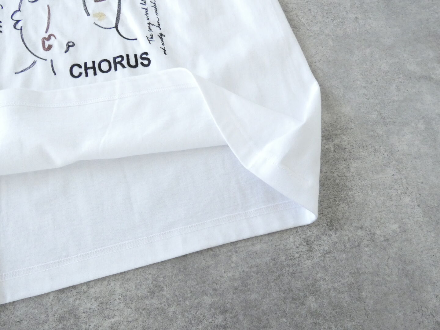 yuni(ユニ イズ ライク ア フラワー トゥー ミー) CHORUSエンブロイダリーTシャツの商品画像26
