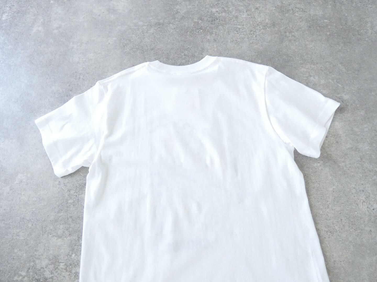 yuni(ユニ イズ ライク ア フラワー トゥー ミー) CHORUSエンブロイダリーTシャツの商品画像27