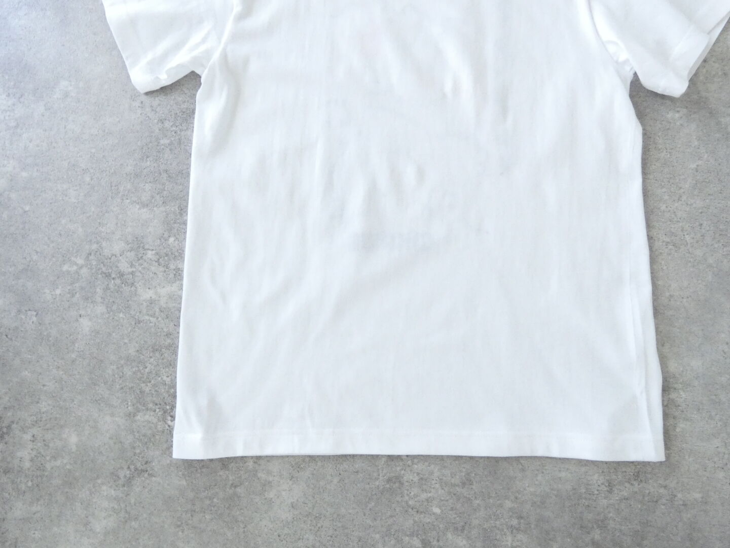 yuni(ユニ イズ ライク ア フラワー トゥー ミー) CHORUSエンブロイダリーTシャツの商品画像28